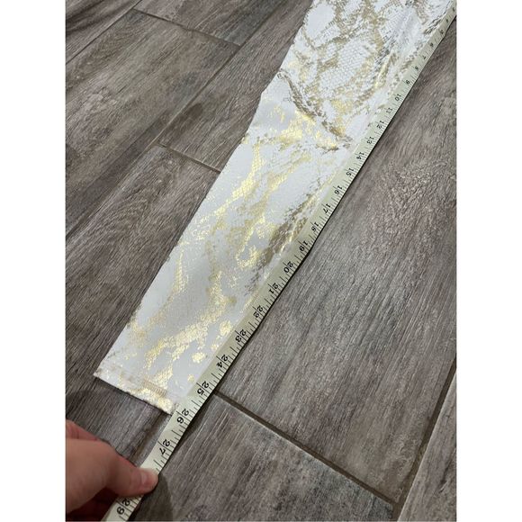 Carbon38 Metallic Snake Print Leggings Size Small - Picture 3 of 4